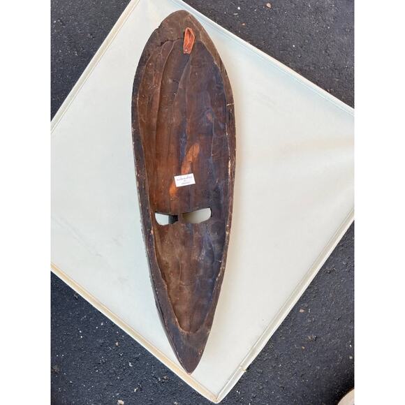 Handcrafted African Tribal Mask from Ghana – Decorative Wall Art - Picture 2 of 3